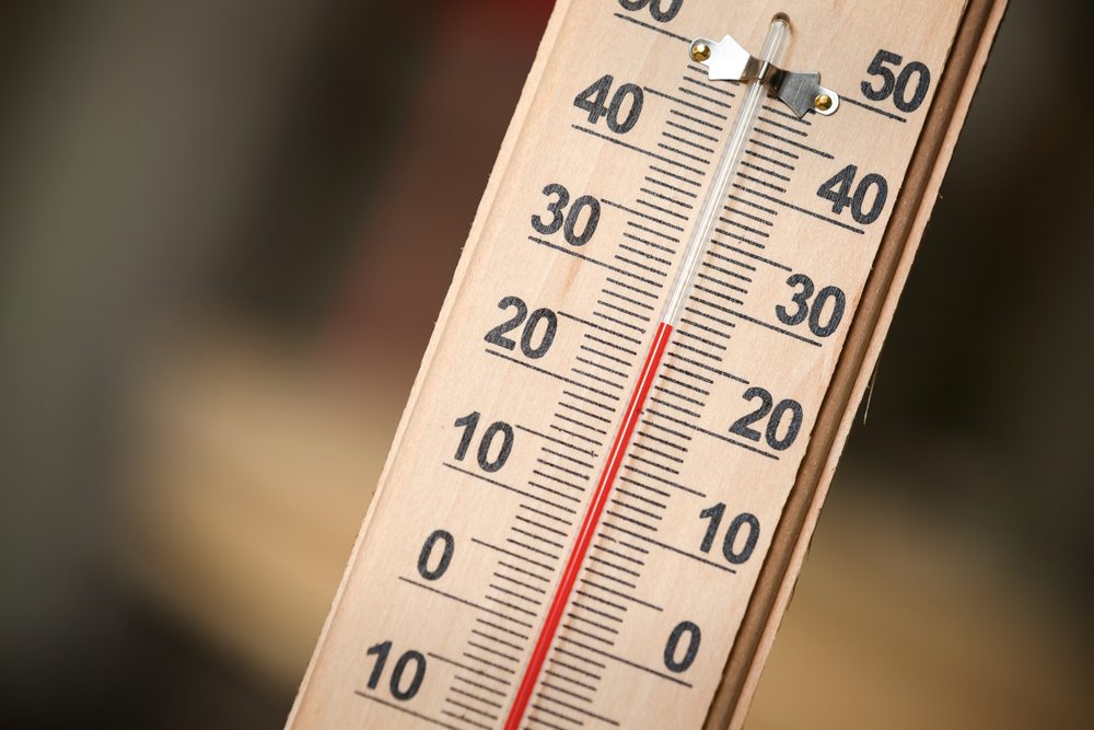 Temperatur-Eugene-Sergeev-Shutterstock.com