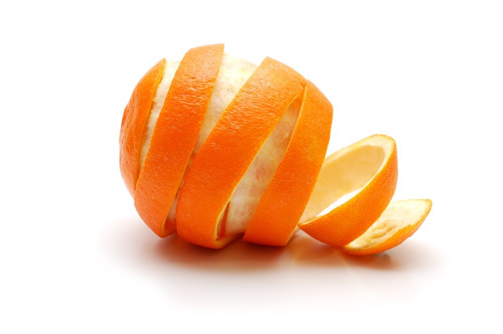 Orangenschäler gibt es in allen möglichen Arten. (Bild: Natalia D. / Shutterstock.com)