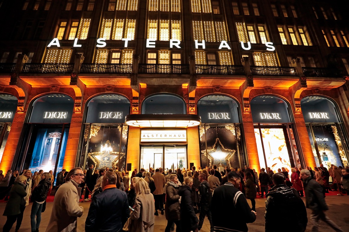 12. GALA Christmas Shopping Night im Alsterhaus läutete die